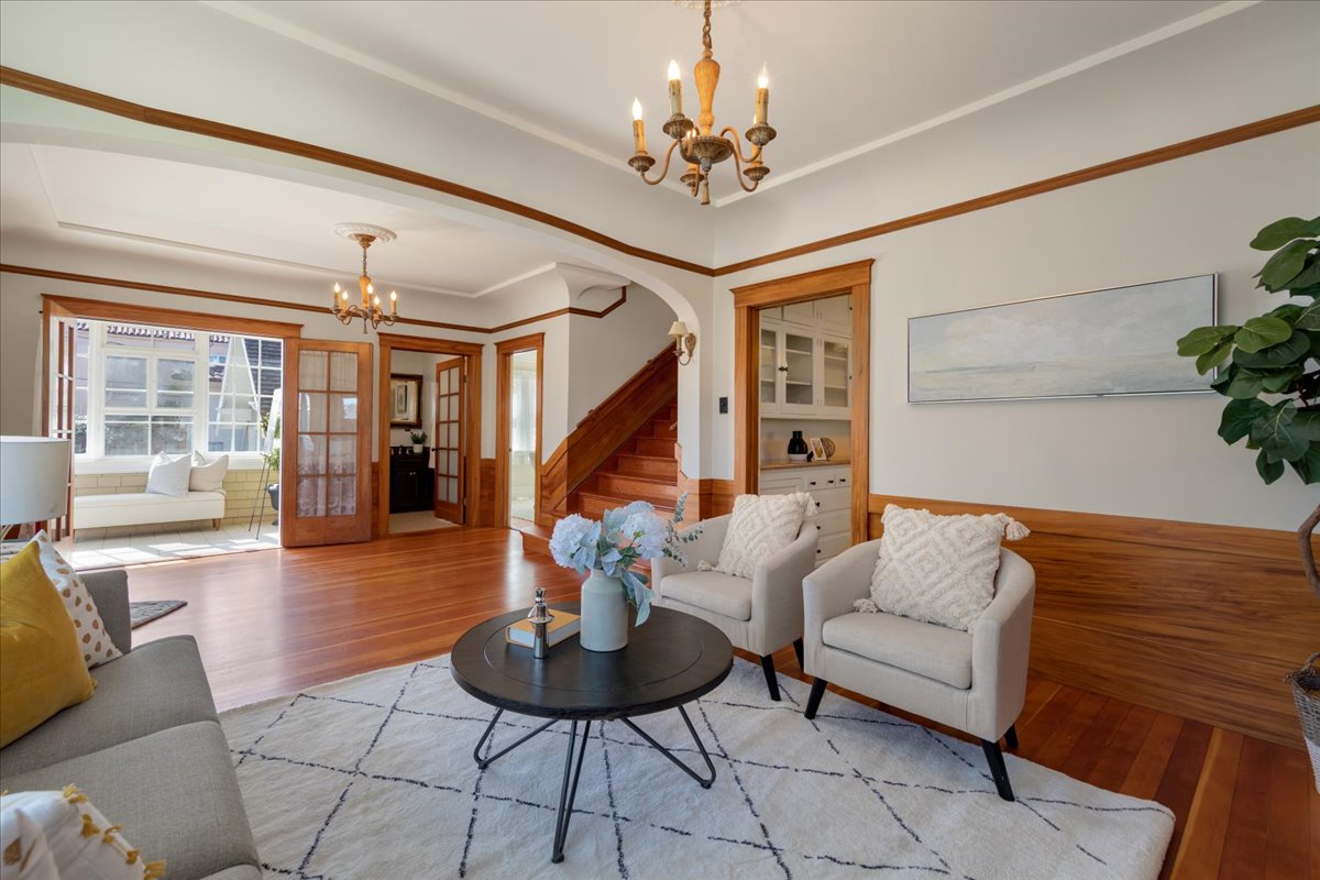 625 Easton Ave listing visual