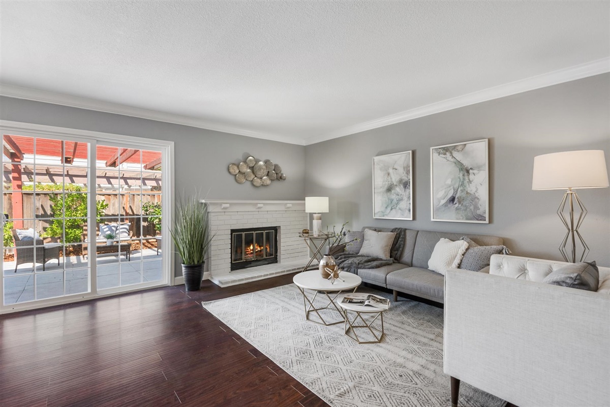 711 Jennifer Way listing visual